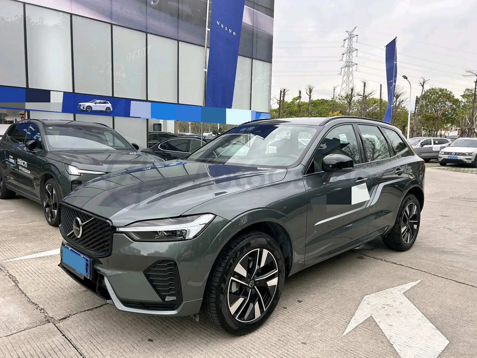 Volvo XC60 2.0T 250HP L4 8AT, Китай