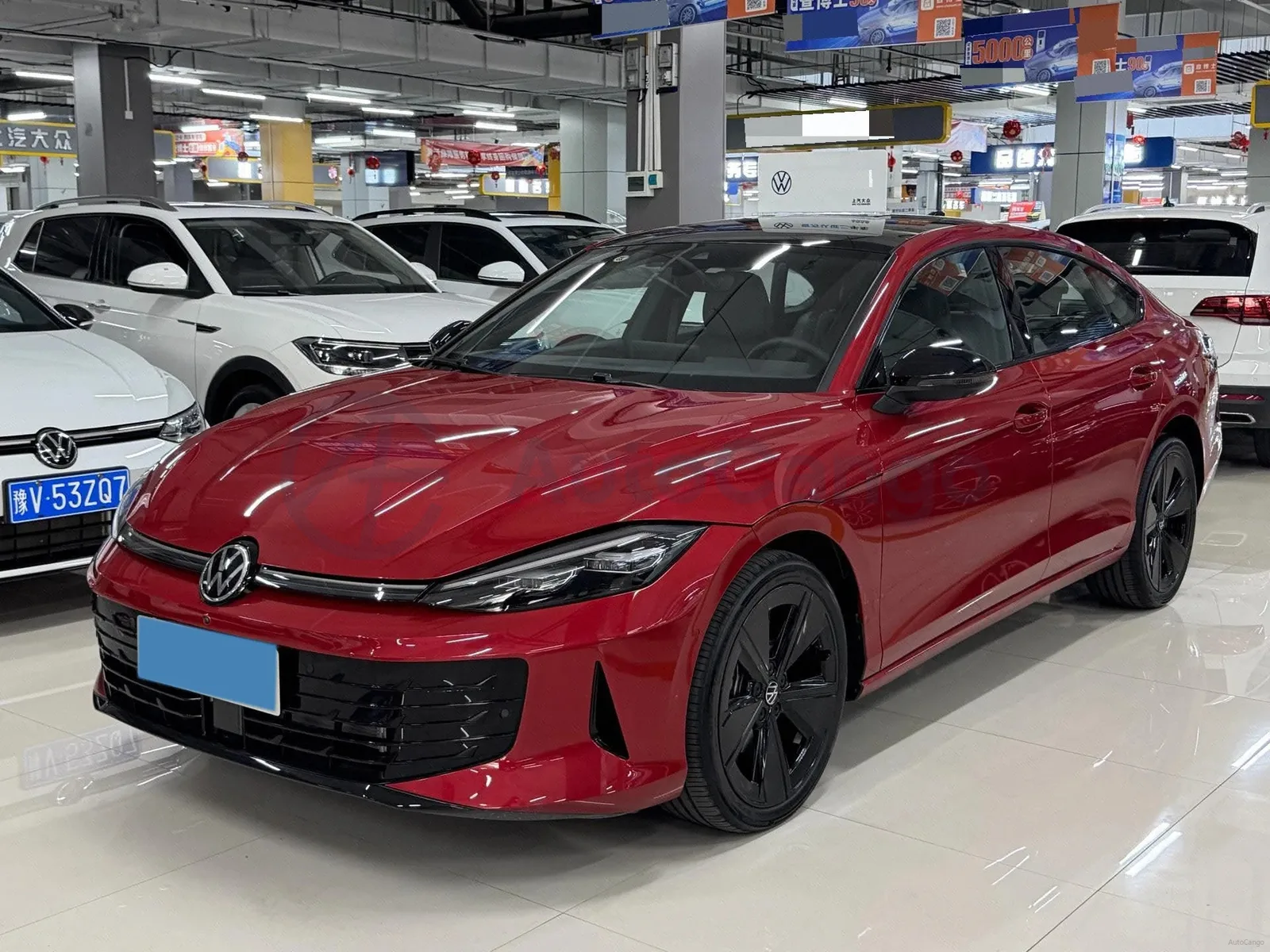 Volkswagen Lamando L 2.0T 220HP L4 7DCT, Китай